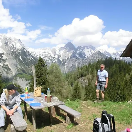 Garni Buertlmair فندق